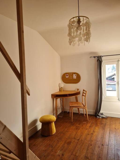 Art Deco-cooning Apartment Autun